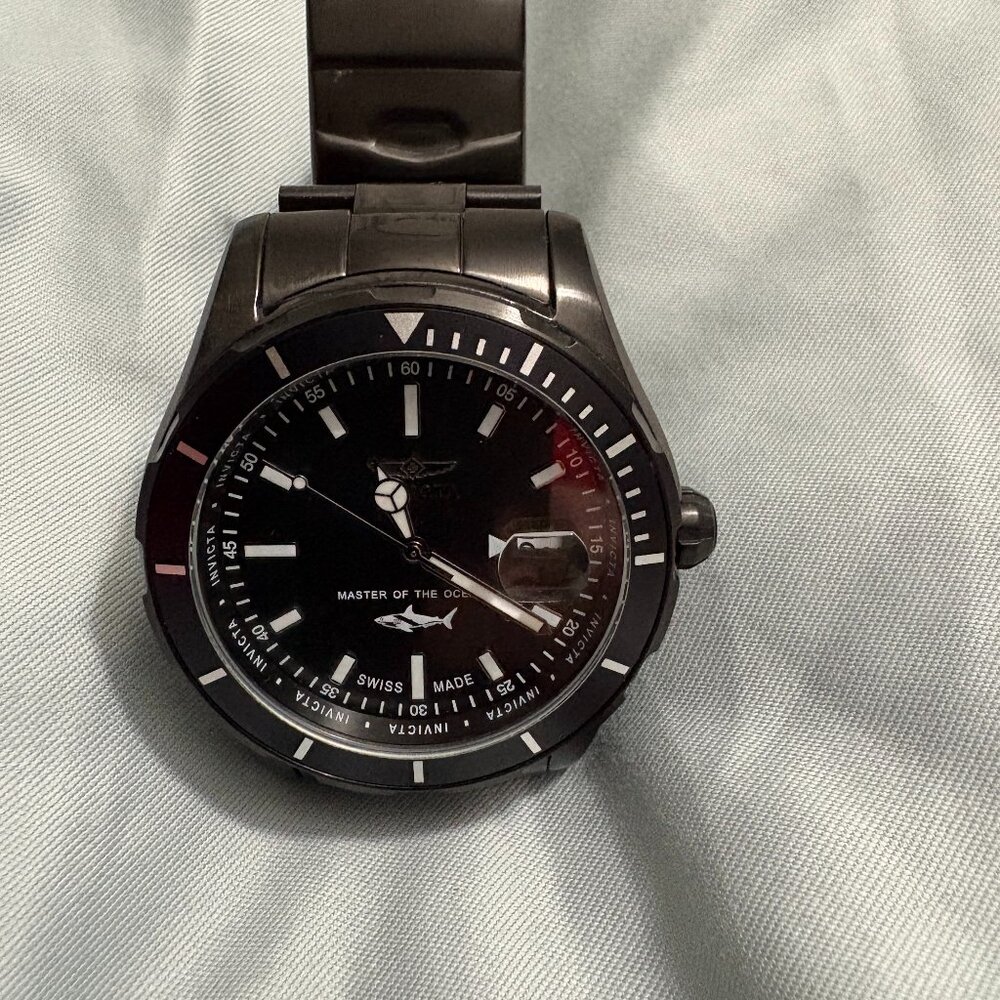 Invicta Pro Diver Men Model 25818 (Swiss Made) needs new battery